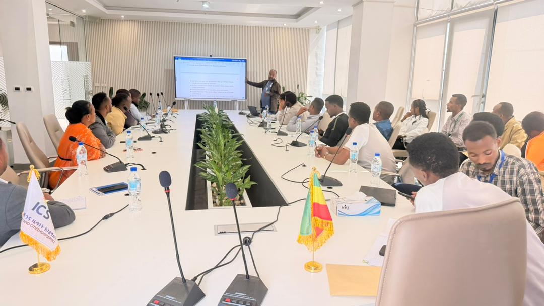 መደበኛ የአመራሮች ወራዊ ስብሰባ እና ለቀጣይ ለሚጠብቀን ሱፐርቪዥን የቅድመ ሥራዎች ኦርቴሽን ነዉ ። ( የሁለቱም ህብረት አመራሮች )