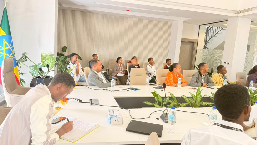 መደበኛ የአመራሮች ወራዊ ስብሰባ እና ለቀጣይ ለሚጠብቀን ሱፐርቪዥን የቅድመ ሥራዎች ኦርቴሽን ነዉ ። ( የሁለቱም ህብረት አመራሮች )