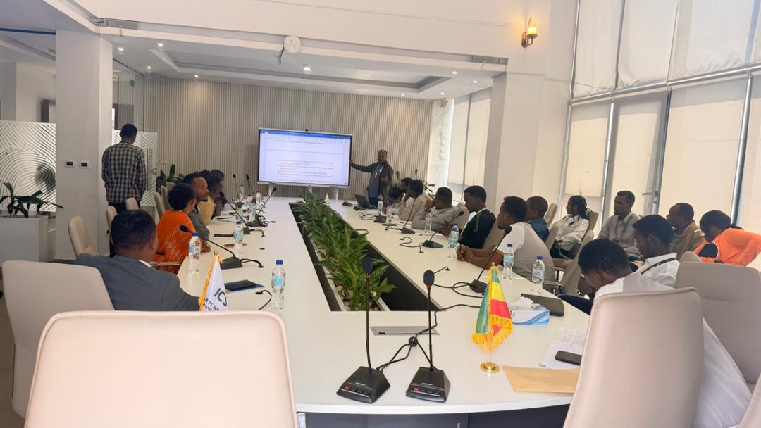 መደበኛ የአመራሮች ወራዊ ስብሰባ እና ለቀጣይ ለሚጠብቀን ሱፐርቪዥን የቅድመ ሥራዎች ኦርቴሽን ነዉ ። ( የሁለቱም ህብረት አመራሮች )