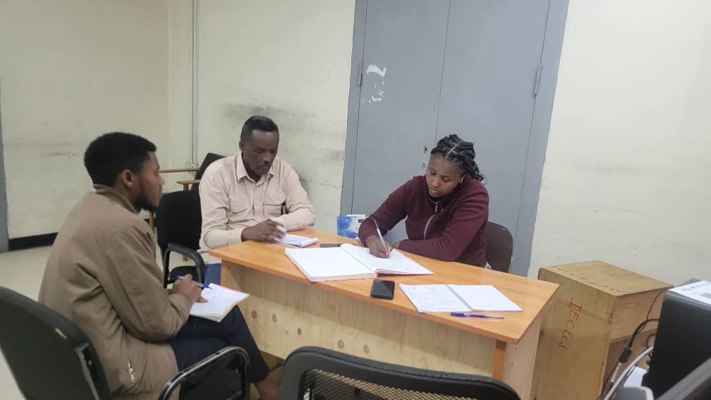 ቤተሰብ አንድ ስብሰባዎች