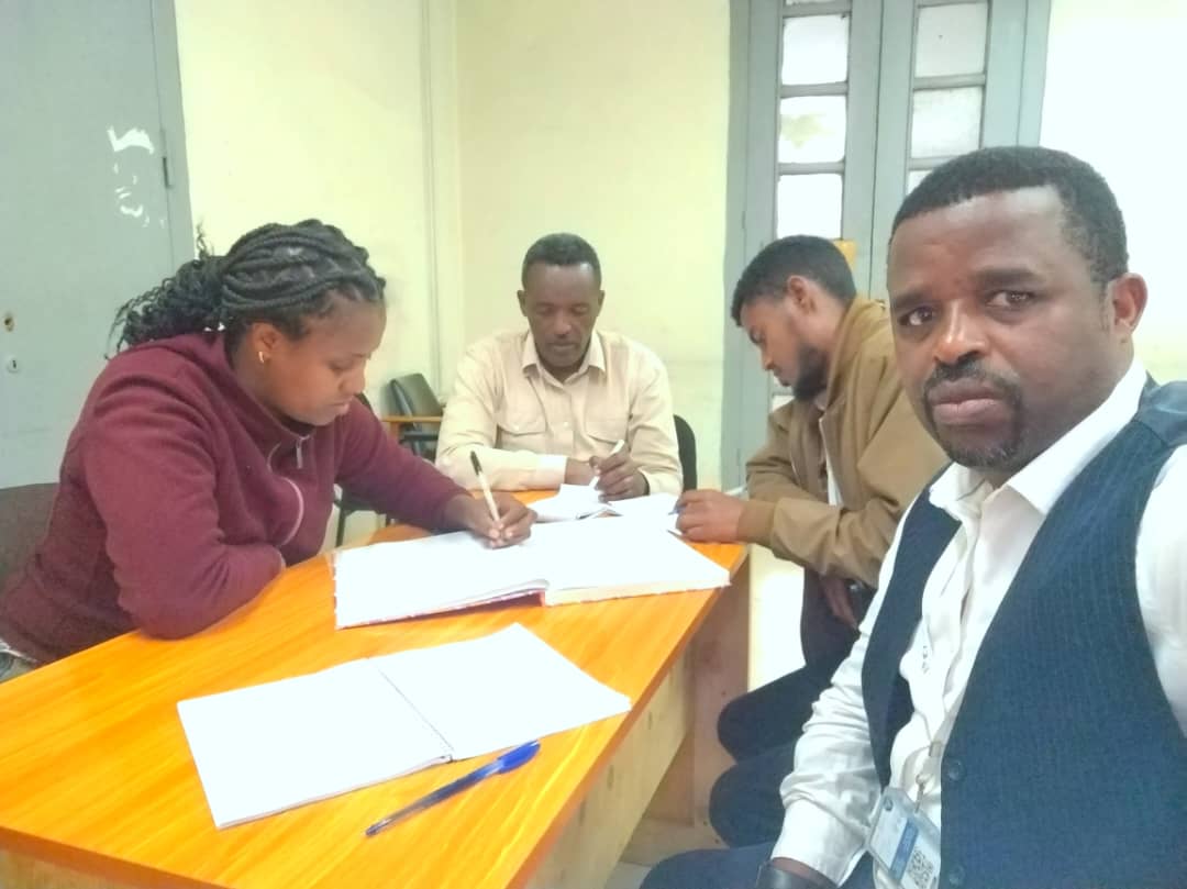 ቤተሰብ አንድ ስብሰባዎች