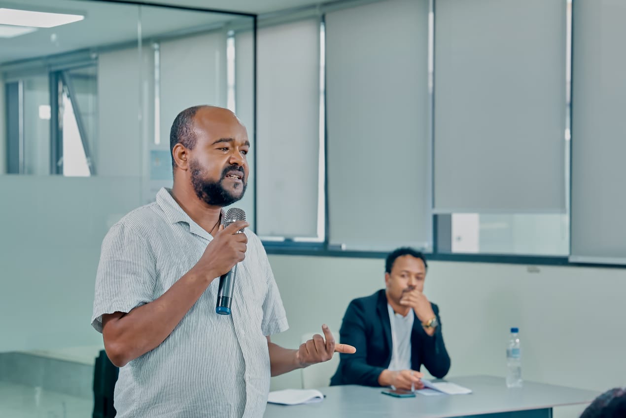 የኢሚግሬሽንና ዜግነት  አገልግሎት ህብረት አንድ እና ሁለት አባላትና አመራሮች