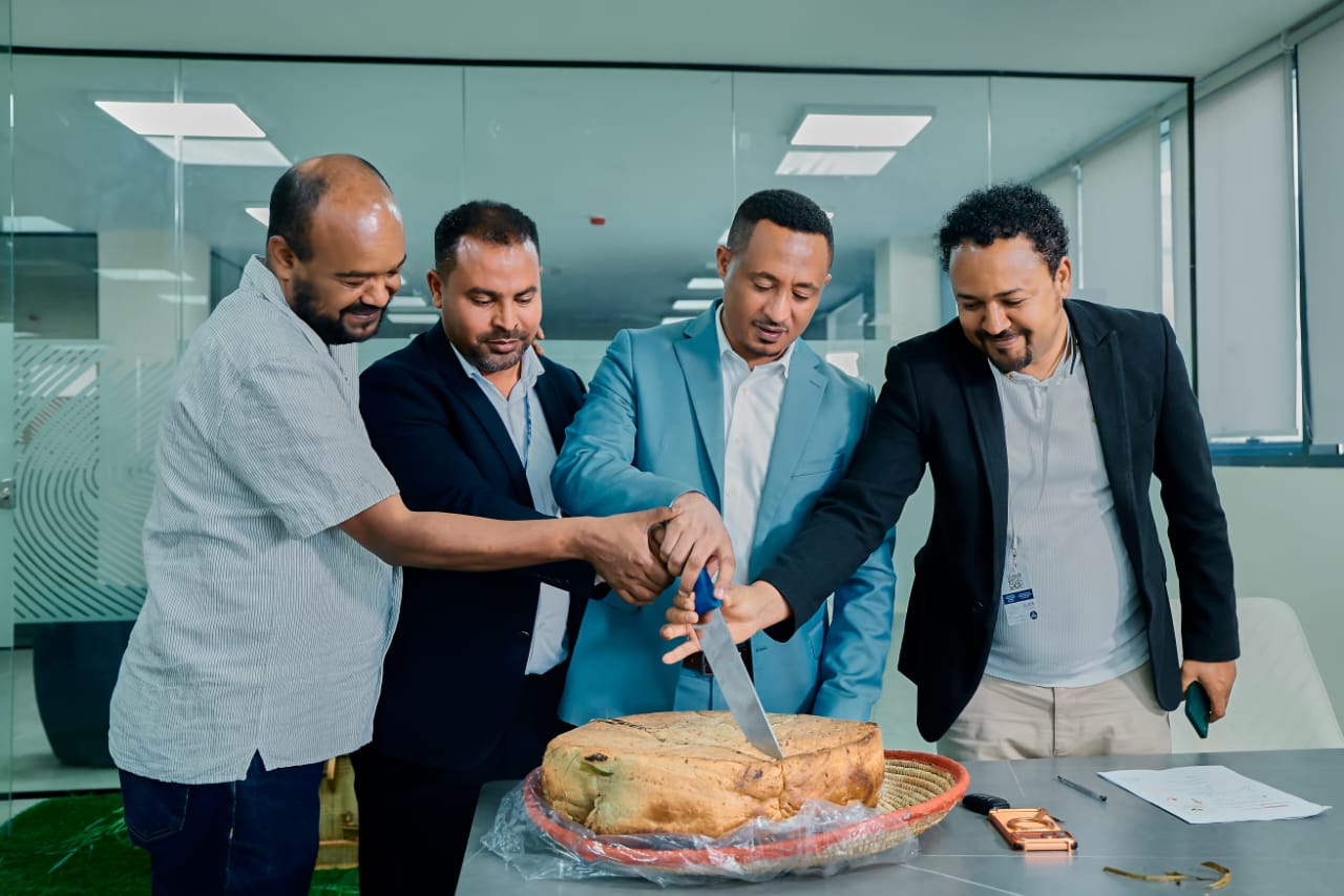 የኢሚግሬሽንና ዜግነት  አገልግሎት ህብረት አንድ እና ሁለት አባላትና አመራሮች ለኢትዮጽያ መቆም የጠላትን ቀኝ ማሳጣት ስልት የመመከቻ ብሄራዊ አርበኝነት እስትራቴጂ በሚል ርዕስ ለግማሽ ቀን ለህብረቶቹ አባላት ስልጠና ተሰቷል፡፡