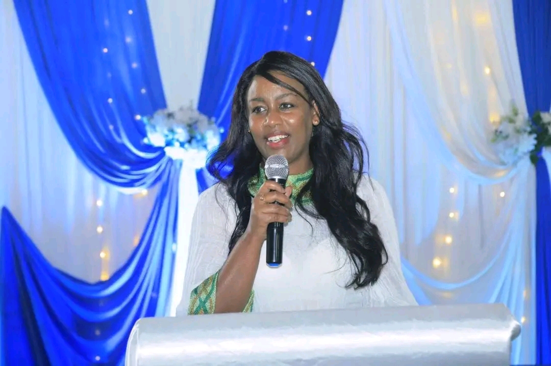 የትንሳኤ በዓልን አስመልክቶ በተስፋ ብርሃን ምገባ ማዕከል ለ500 መቶ አረጋዊያን አቅመ ደካሞች ማዕድ አጋርተናል ! 