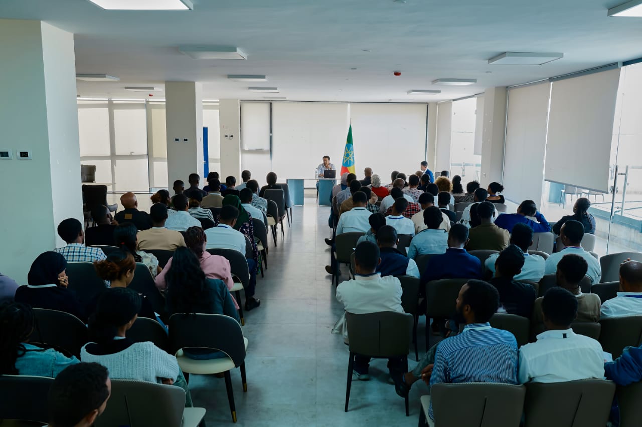 ሁሉም አባላት የብልፅግና እሳቤ በመረዳትና ደንቡን በመገንዘብ ለቀጣይ ተልዕኮ ራሳቸውን እንዲያዘጋጁ ተጠቆመ።