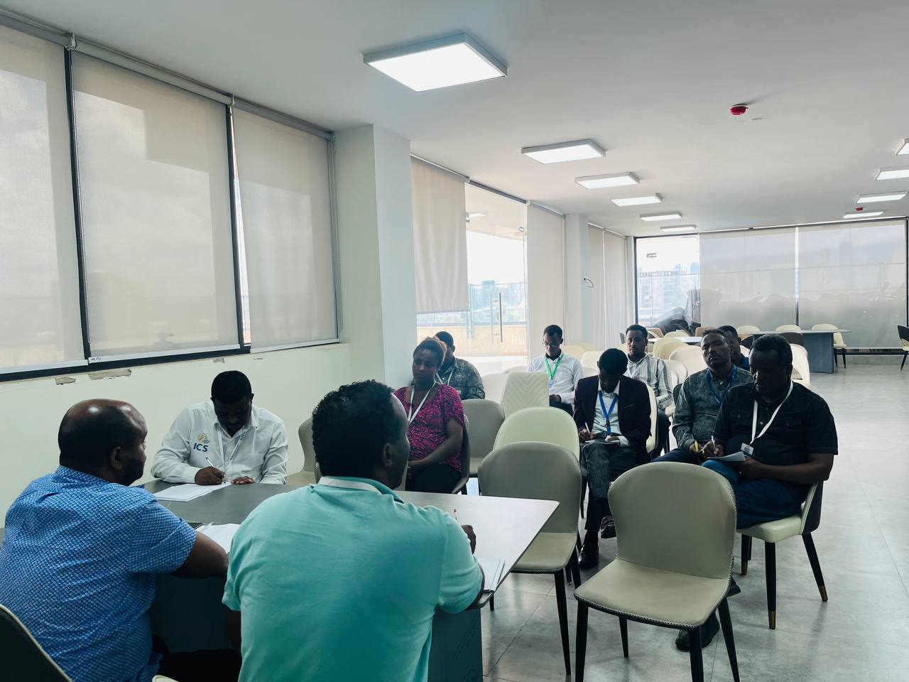 የኢሜግሬሽን ቁጥር አንድ ግንቦት 27-2018 ዓ.ም መደበኛ የህብረት የዘርፎች ና የቤተሰብ ወራዊ መደበኛ ውይይቶችን አድርጓል::